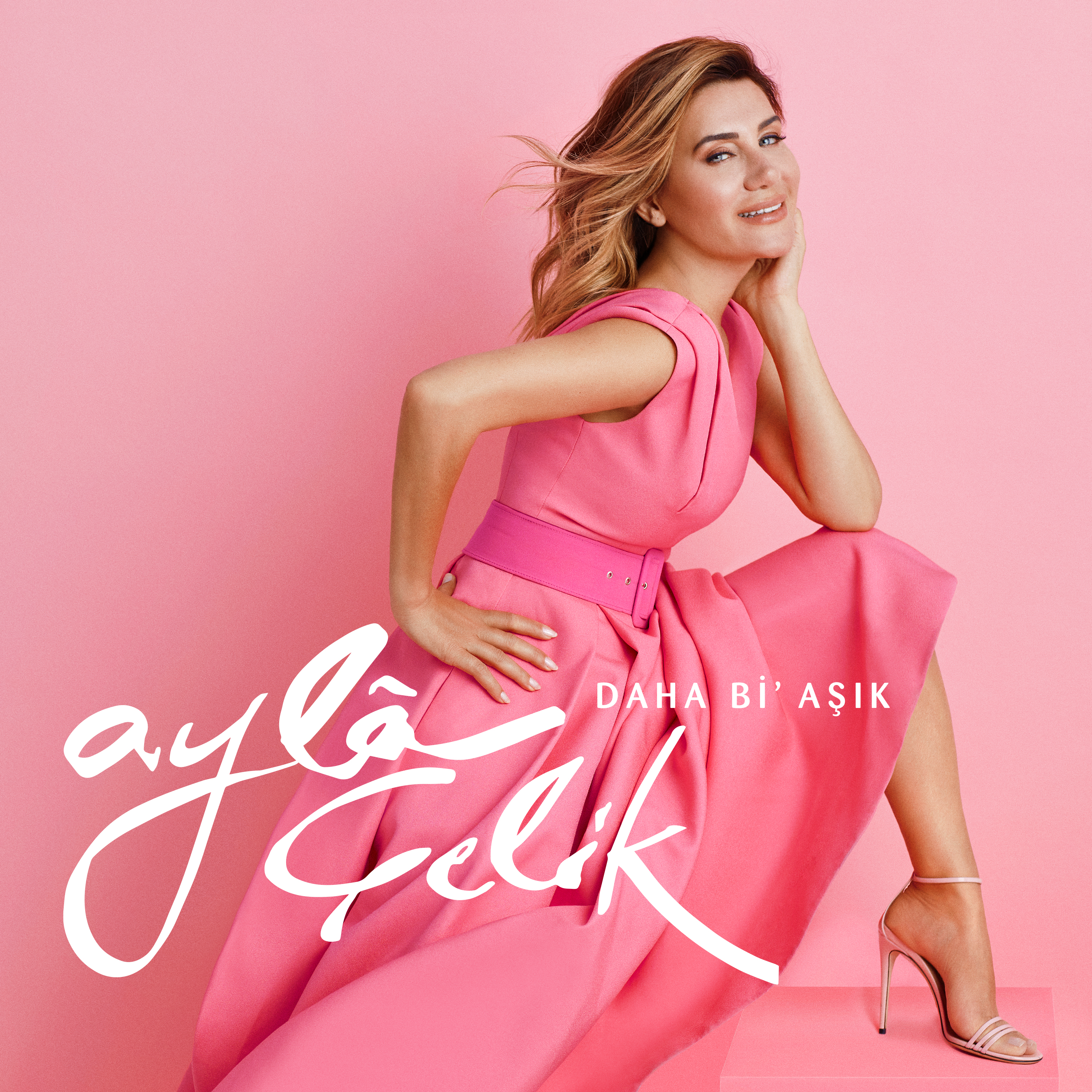 Ayla Çelik, üçüncü albümüyle karşımızda!